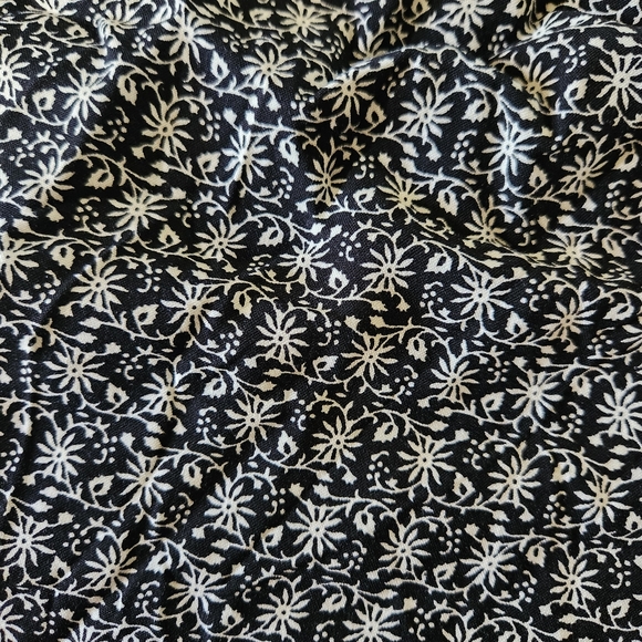 Maurices Mixed Floral Cami - Picture 6 of 11